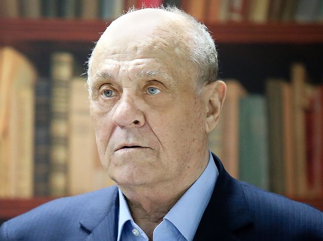 Владимир Меньшов